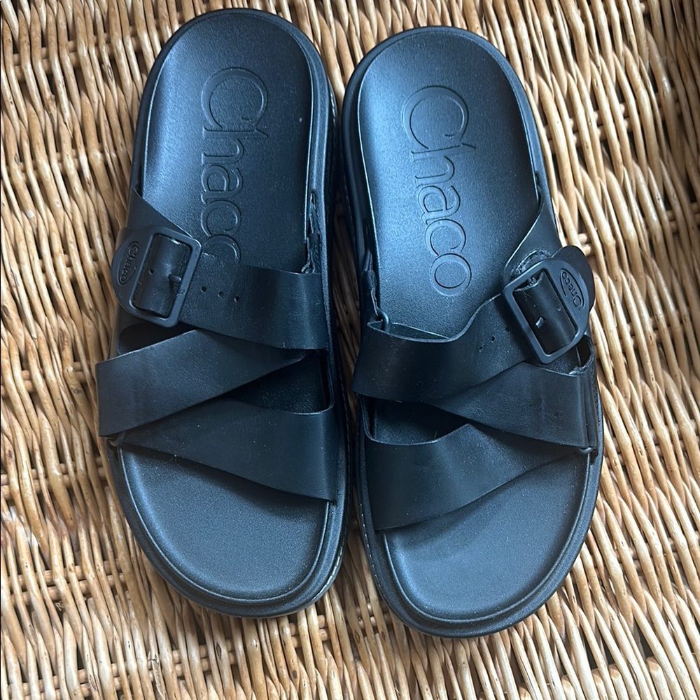 Chaco Townes Black Sandals